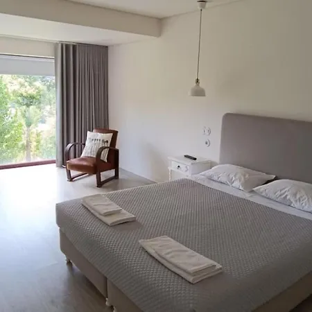 Holiday home Casa Roupar By Geres Casas *