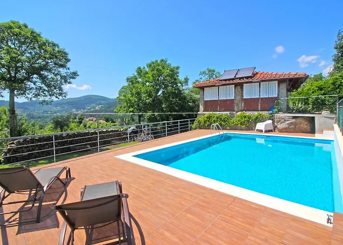 Dom wakacyjny Casa Roupar By Geres Casas