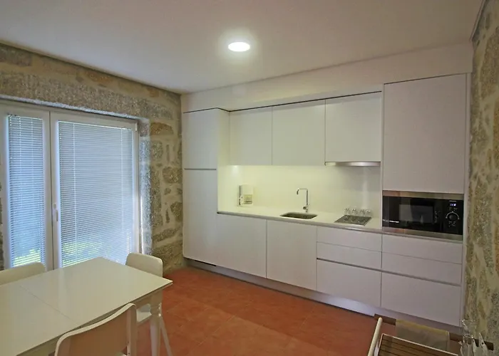 Casa Roupar By Geres Casas *